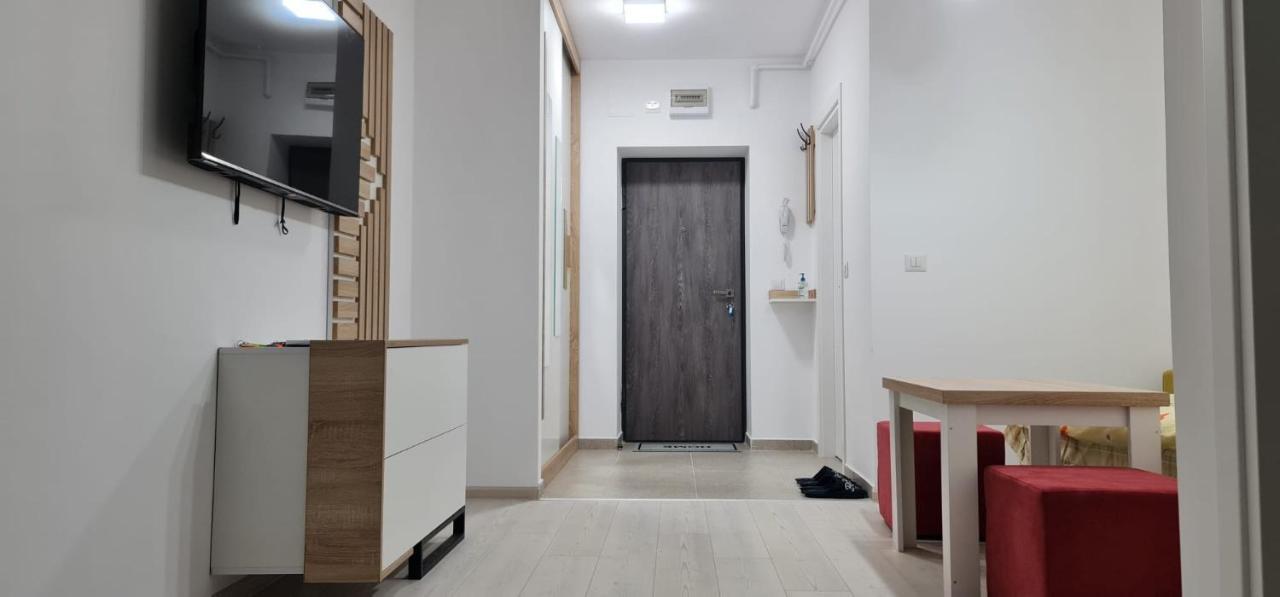 Studio spațios,intim+ loc parcare propriu,vedere panoramică,utilat de lux Bucureşti Exterior foto